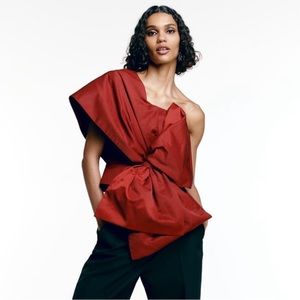H&M Bow front Top